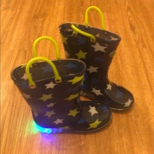 Light up💡 Rain boots (Both work!)